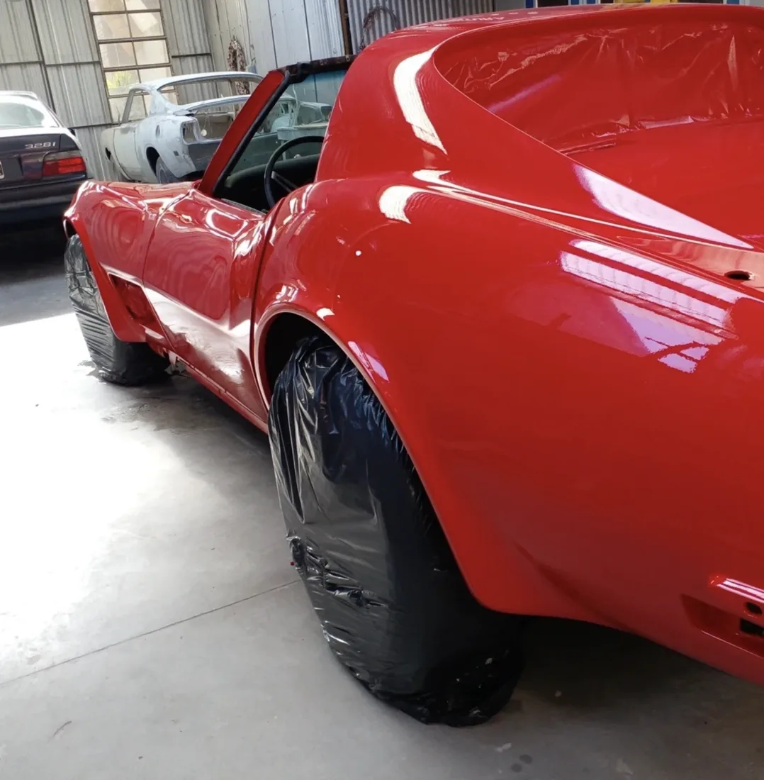 Corvette rojo terminado